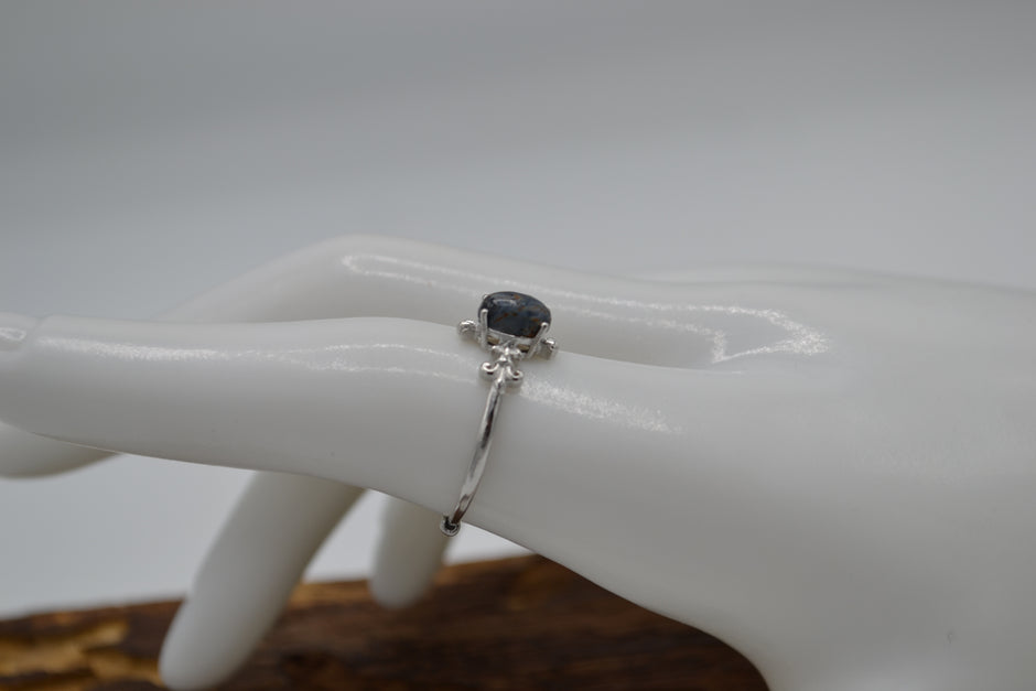 Anello con Pietersite petite