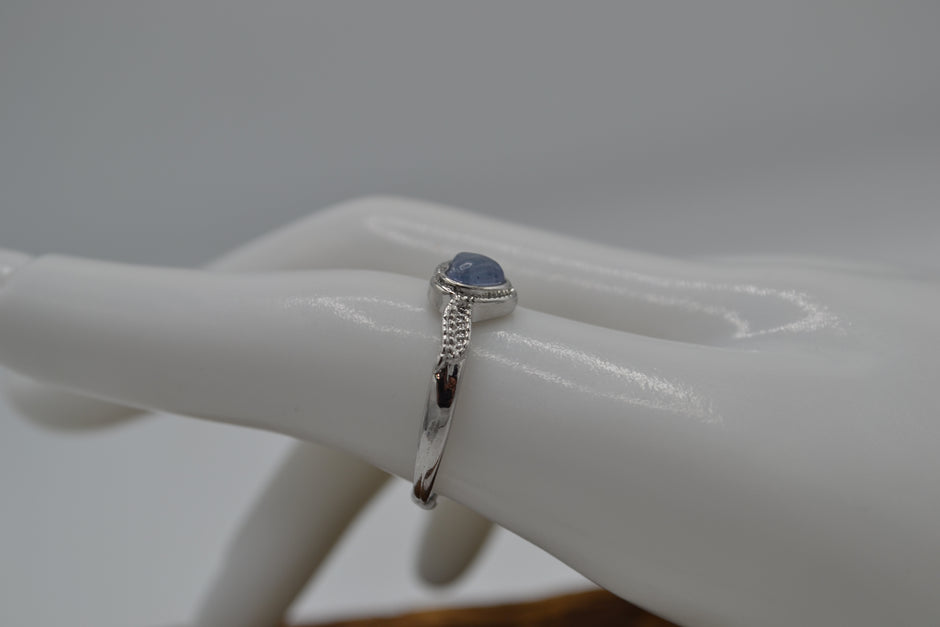 Anello con cuore Tanzanite