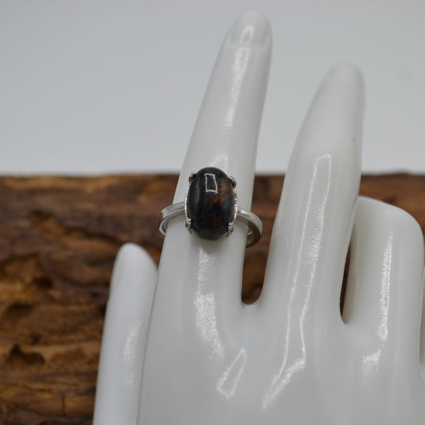 Anello con Pietersite grand
