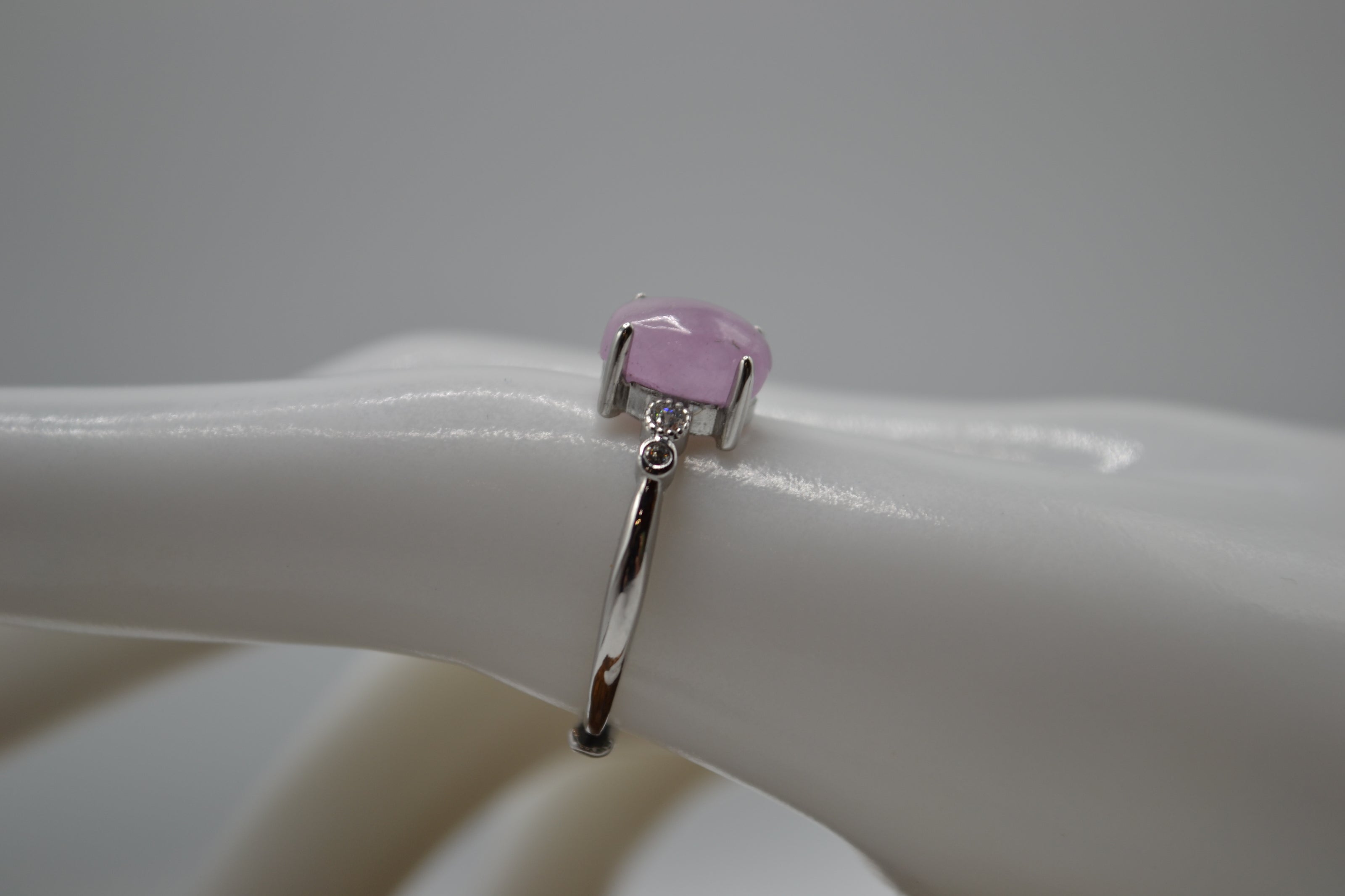 Anello con Kunzite