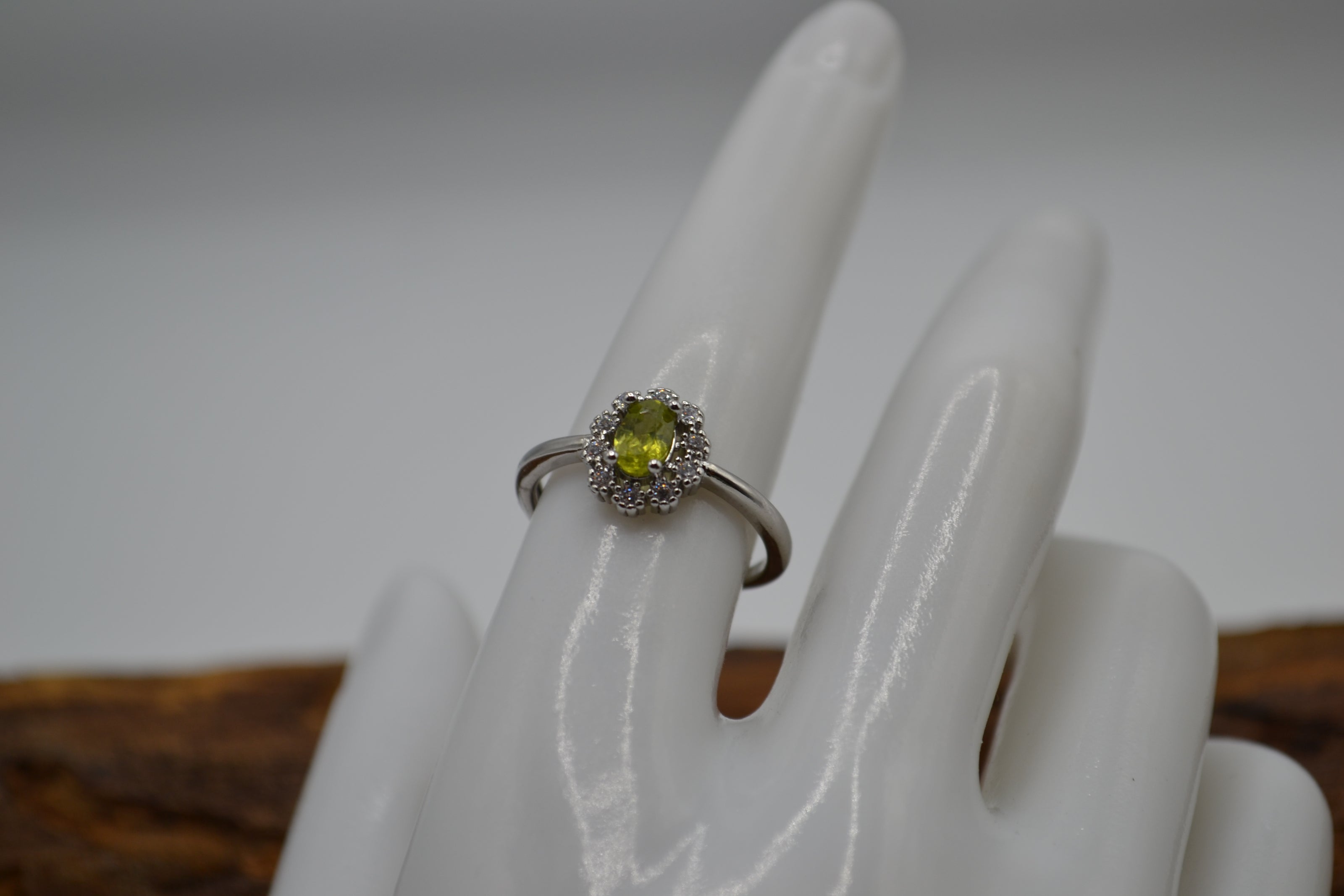 Anello con Peridoto