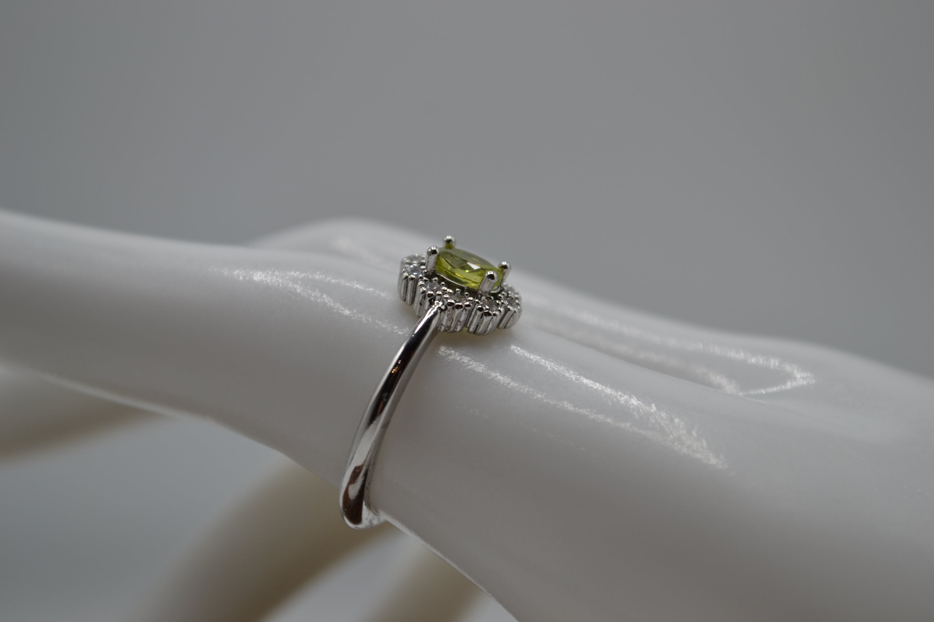 Anello con Peridoto