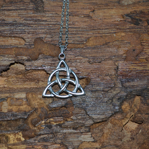 Collana della Triquetra