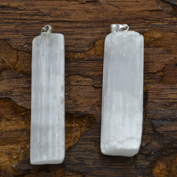 Ciondolo Pilastro in Selenite