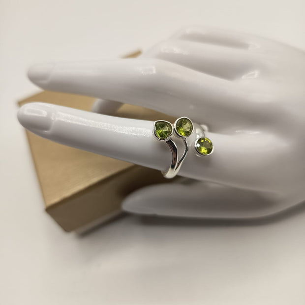 Anello Trio in Peridoto sfaccetato
