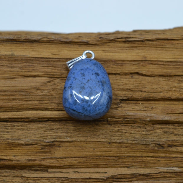 Ciondolo in Dumortierite