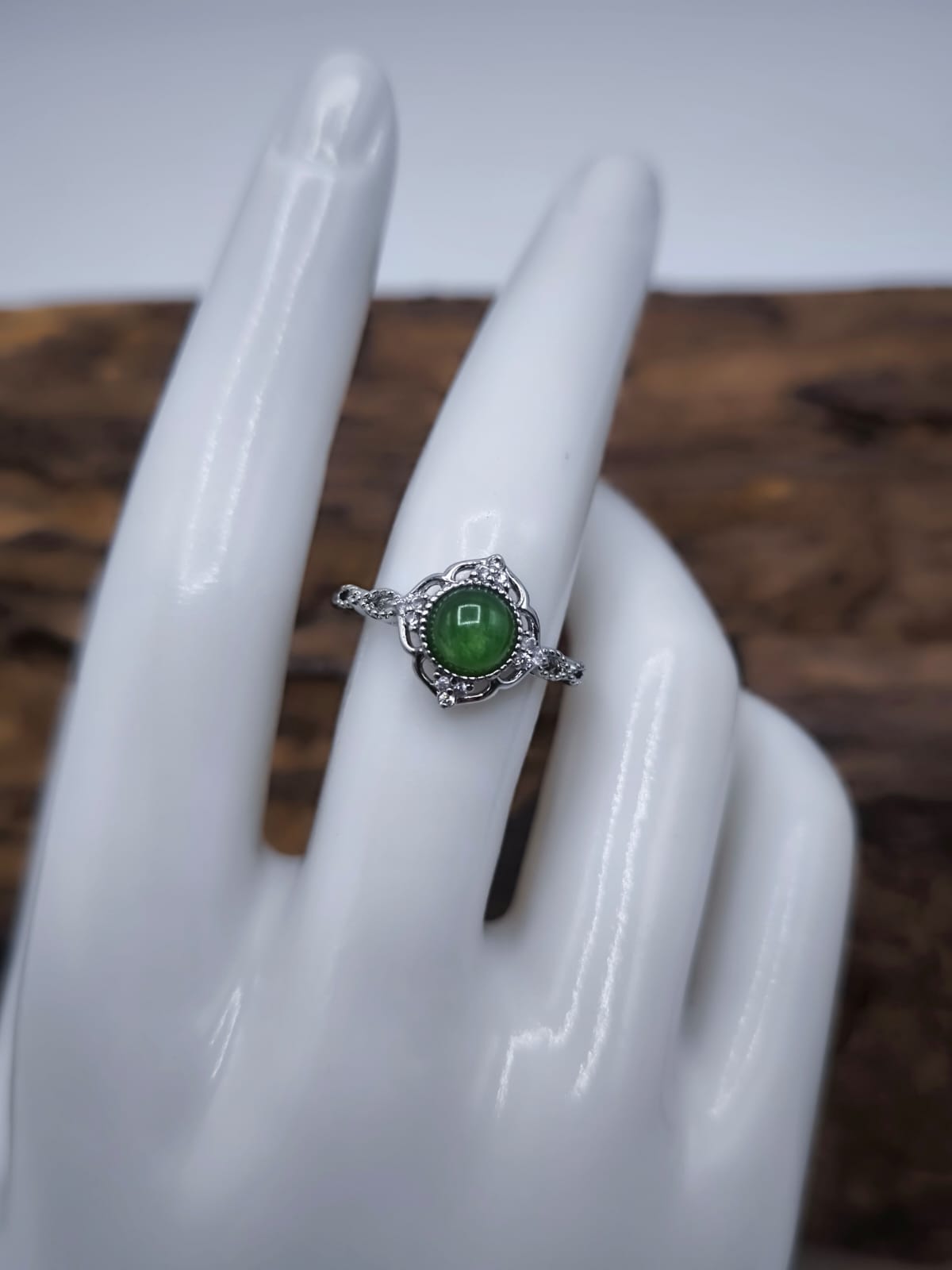 Anello con Giada